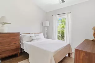 12000 Edgemere Cir, Reston, VA 20190 - Photo 25