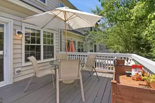 12000 Edgemere Cir, Reston, VA 20190 - Photo 17
