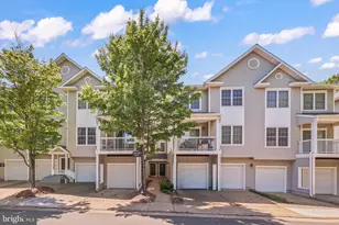 12864 Fair Briar Ln, Fairfax, VA 22033 - Photo 1