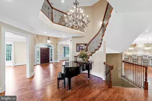 6807 Wemberly Way, McLean, VA 22101 - Photo 5