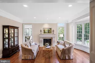 6807 Wemberly Way, McLean, VA 22101 - Photo 7