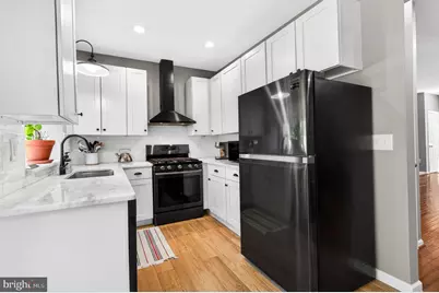 12136 Wedgeway Court, Fairfax, VA 22033 - Photo 5