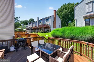12136 Wedgeway Ct, Fairfax, VA 22033 - Photo 15