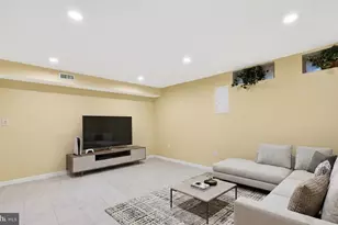 12136 Wedgeway Ct, Fairfax, VA 22033 - Photo 31