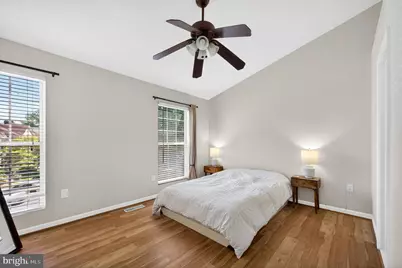 12136 Wedgeway Court, Fairfax, VA 22033 - Photo 17