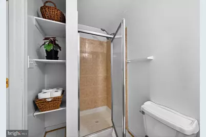 12136 Wedgeway Court, Fairfax, VA 22033 - Photo 33