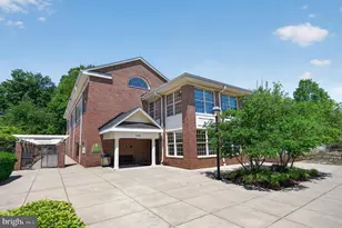 12136 Wedgeway Ct, Fairfax, VA 22033 - Photo 7