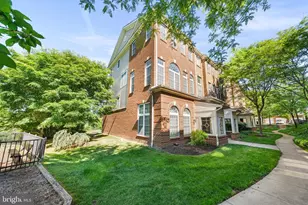 4431 Eastwick Ct, Fairfax, VA 22033 - Photo 1