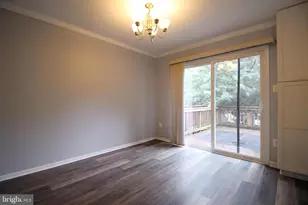 953 Ferndale Ave, Herndon, VA 20170 - Photo 5