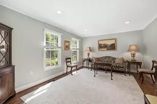 2706 Hatmark St, Vienna, VA 22181 - Photo 3