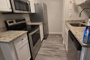 5821 Royal Ridge Dr, Springfield, VA 22152 - Photo 11