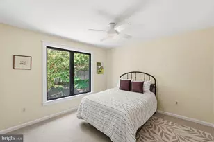 7713 Midday Ln, Alexandria, VA 22306 - Photo 27