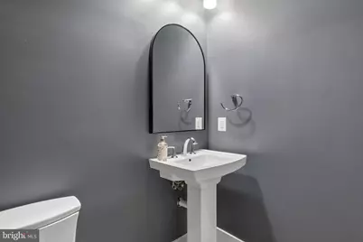 2336 N Oak Street, Falls Church, VA 22046 - Photo 47