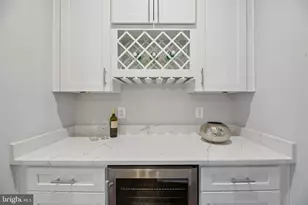 2336 N Oak St, Falls Church, VA 22046 - Photo 37