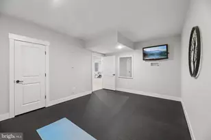 2336 N Oak St, Falls Church, VA 22046 - Photo 129