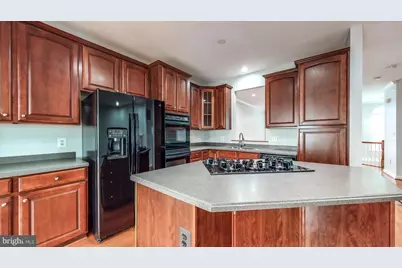 11618 Park Vista Boulevard, Fairfax, VA 22030 - Photo 3
