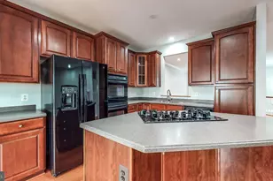 11618 Park Vista Blvd, Fairfax, VA 22030 - Photo 3