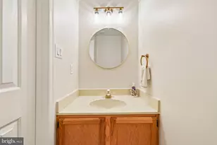 14600 Jenn Ct, Centreville, VA 20120 - Photo 31
