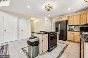 14600 Jenn Ct, Centreville, VA 20120 - Photo 23