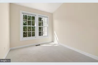 5724 Wood Creek Lane, Centreville, VA 20120 - Photo 19