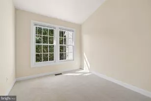 5724 Wood Creek Ln, Centreville, VA 20120 - Photo 19