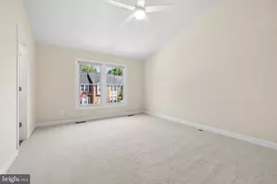 5724 Wood Creek Ln, Centreville, VA 20120 - Photo 13