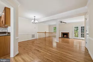 5724 Wood Creek Ln, Centreville, VA 20120 - Photo 5