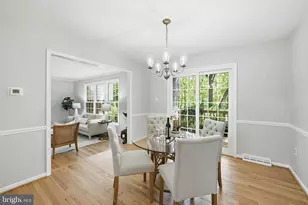 2327 Riviera Dr, Vienna, VA 22181 - Photo 13