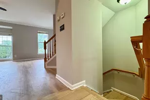 2571 Chase Wellesley Dr, Herndon, VA 20171 - Photo 11