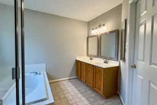 2571 Chase Wellesley Dr, Herndon, VA 20171 - Photo 29