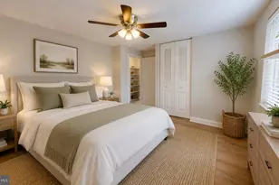 8465 Yellow Leaf Ct, Springfield, VA 22153 - Photo 13
