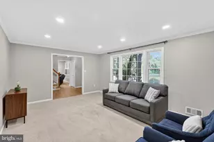 6710 Sydenstricker Rd, Springfield, VA 22152 - Photo 13