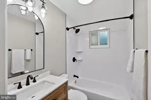 6710 Sydenstricker Rd, Springfield, VA 22152 - Photo 25