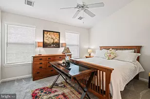 13163 Kidwell Field Rd, Herndon, VA 20171 - Photo 19