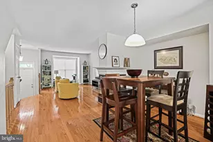 13163 Kidwell Field Rd, Herndon, VA 20171 - Photo 9