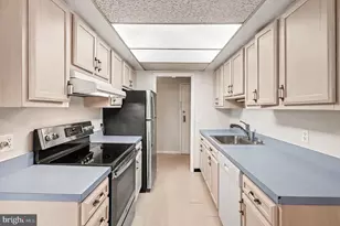 2247 Castle Rock Square, Reston, VA 20191 - Photo 5