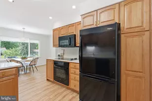 3425 Bedivere Ct, Annandale, VA 22003 - Photo 29
