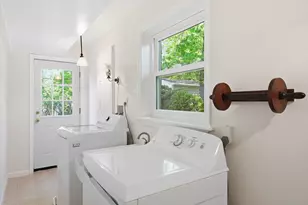 3425 Bedivere Ct, Annandale, VA 22003 - Photo 31