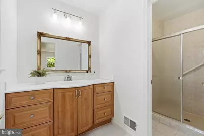 3425 Bedivere Court, Annandale, VA 22003 - Photo 15
