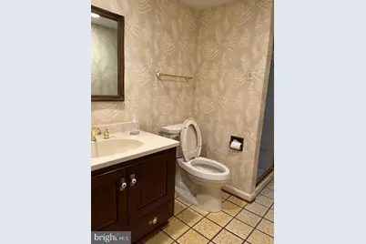 8111 Saxony Drive, Annandale, VA 22003 - Photo 15