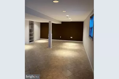 8111 Saxony Drive, Annandale, VA 22003 - Photo 17