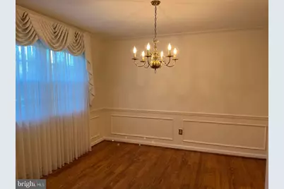 8111 Saxony Drive, Annandale, VA 22003 - Photo 13