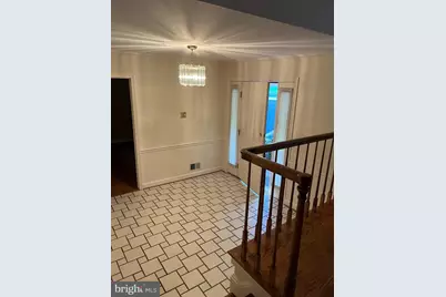 8111 Saxony Drive, Annandale, VA 22003 - Photo 7