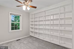 5661 Chelmsford Ct, Burke, VA 22015 - Photo 35