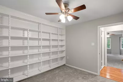 5661 Chelmsford Court, Burke, VA 22015 - Photo 37