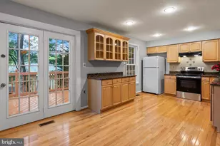 5661 Chelmsford Ct, Burke, VA 22015 - Photo 21