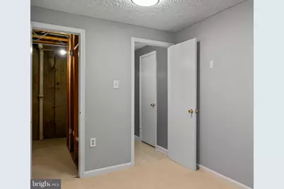 5661 Chelmsford Court, Burke, VA 22015 - Photo 51