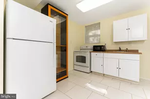 8415 Hollis Ln, Vienna, VA 22182 - Photo 27