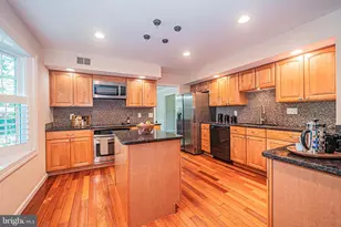 3901 Locust Ln, Alexandria, VA 22310 - Photo 13