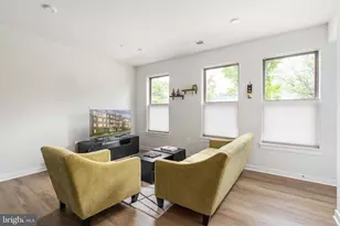 13534 Innovation Station Loop, Herndon, VA 20171 - Photo 5